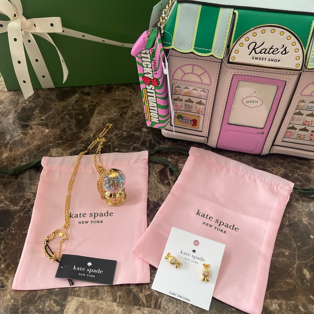 Kate Spade Treat Yourself Gumball Pendant Novelty Necklace - Picture 4 of 14